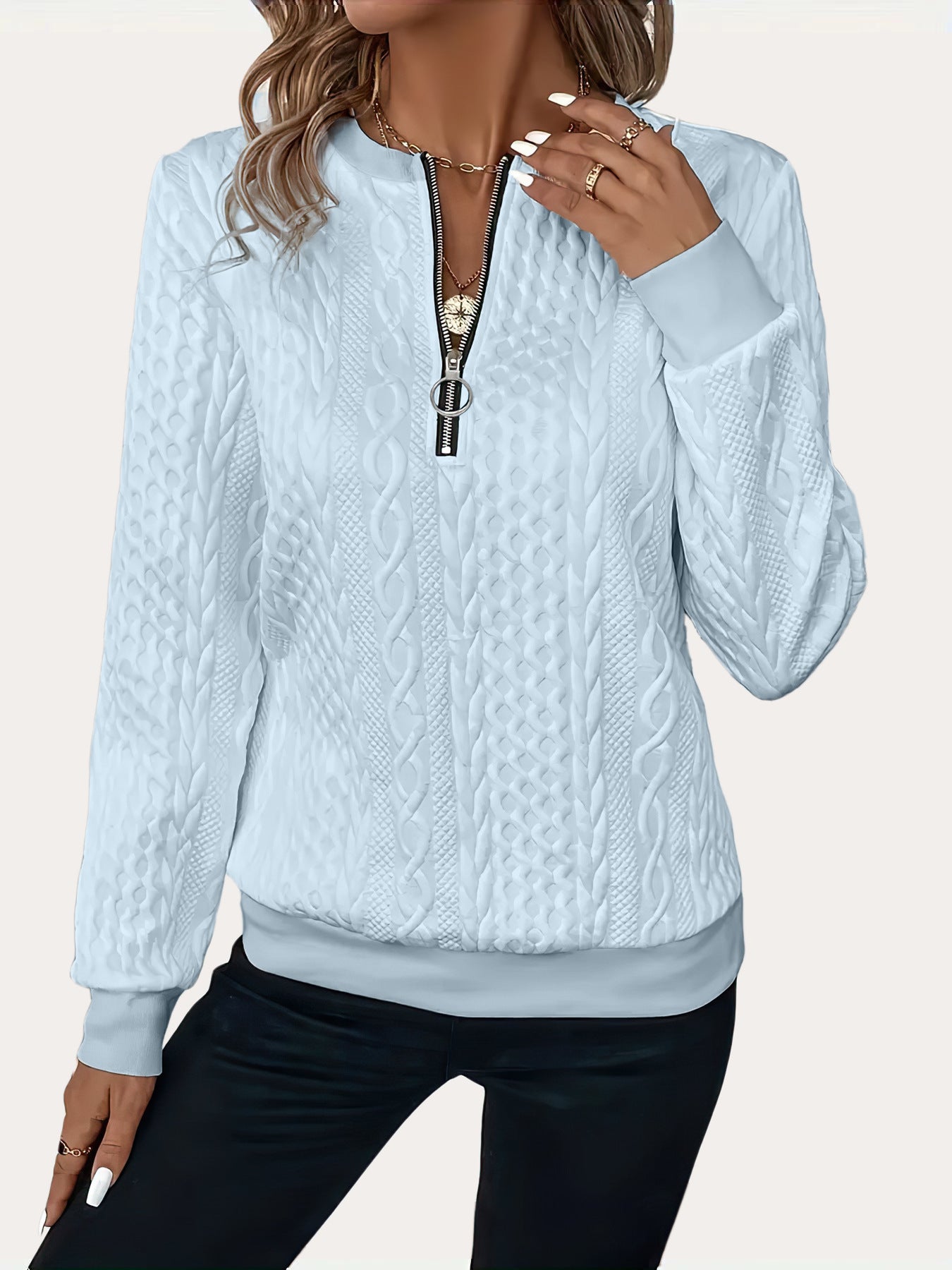 TRICOTZEN – SWEATER OF STYLE AND COMFORT
