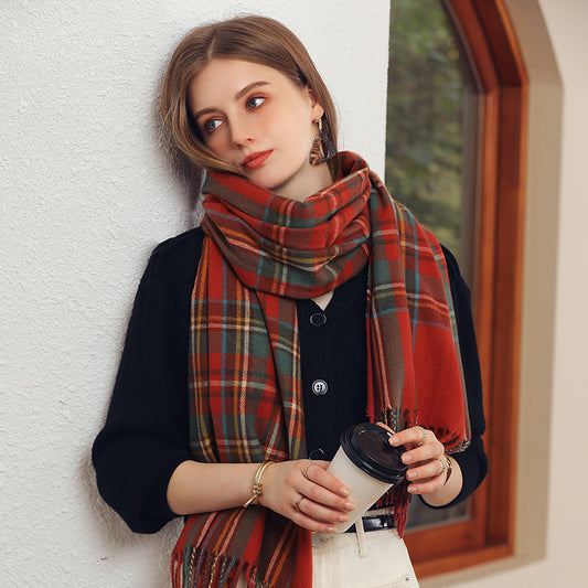 PLAIDA SCARF – THE PERFECT BLEND OF STYLE AND COMFORT